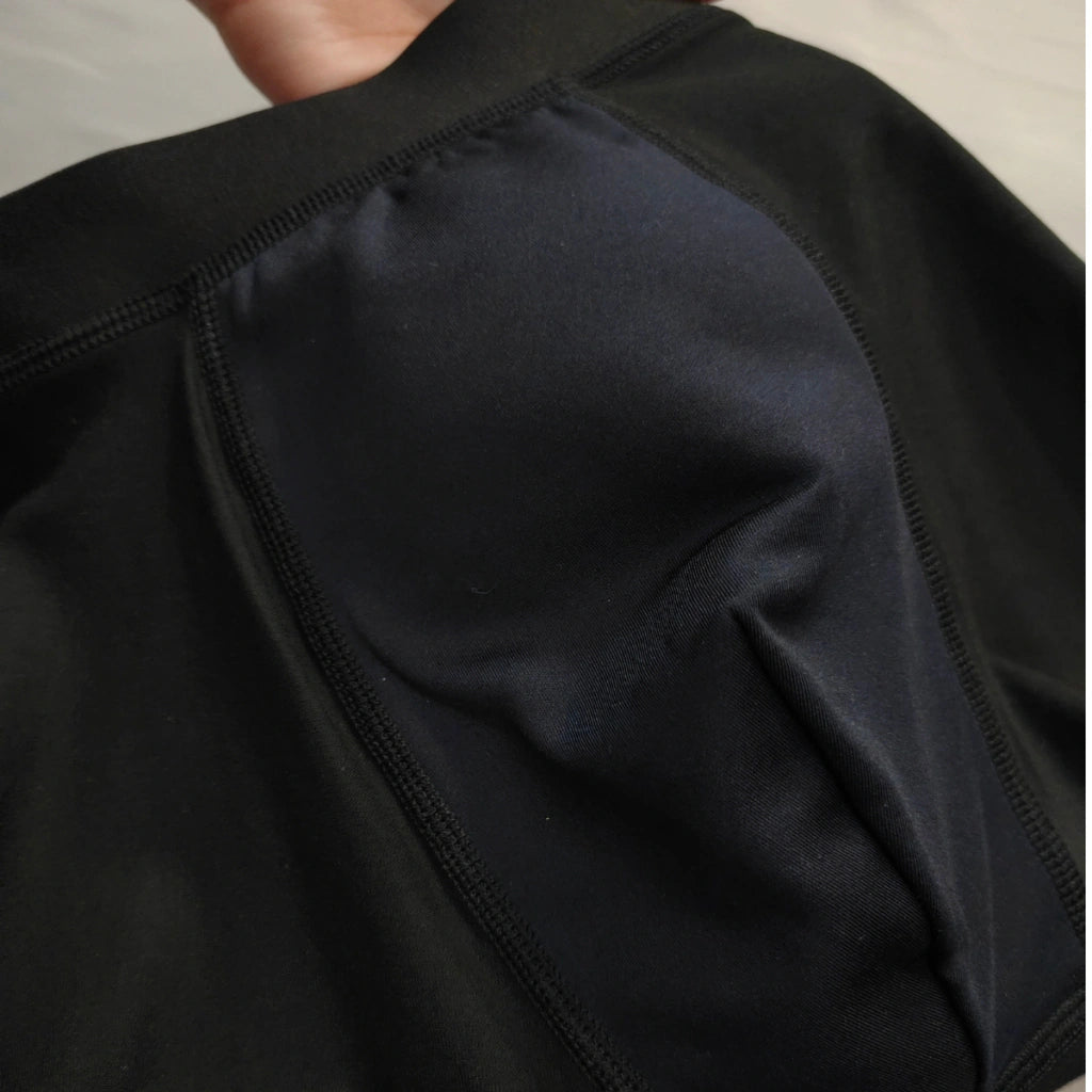 Primer plano del panel absorbente interno del boxer Uri Wear